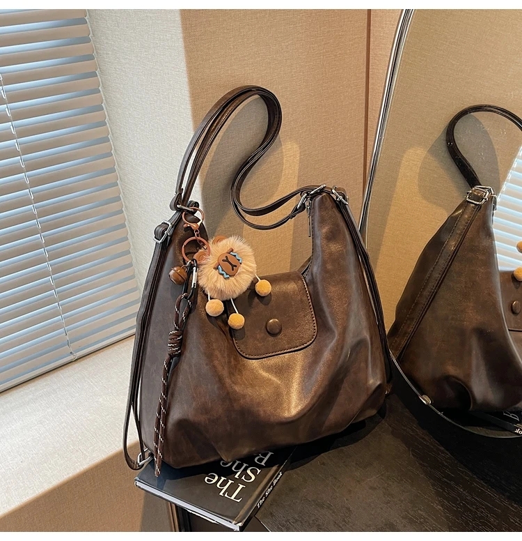 日式多功能單肩包